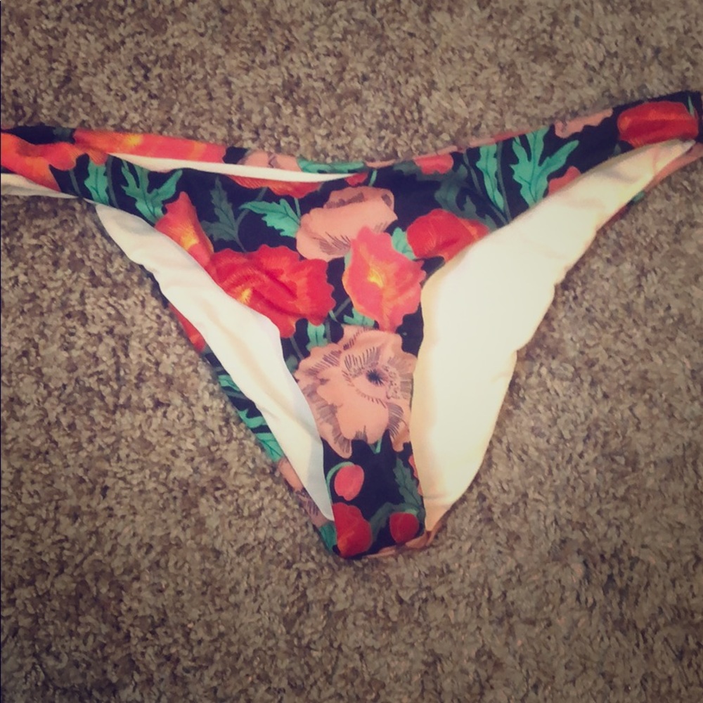 ALL SWIM MUST GO! Floral bottom for sale